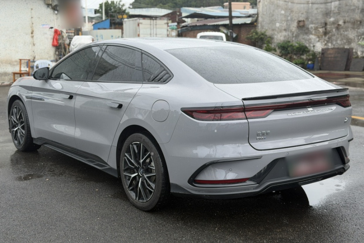 BYD Han 2024 car image #6