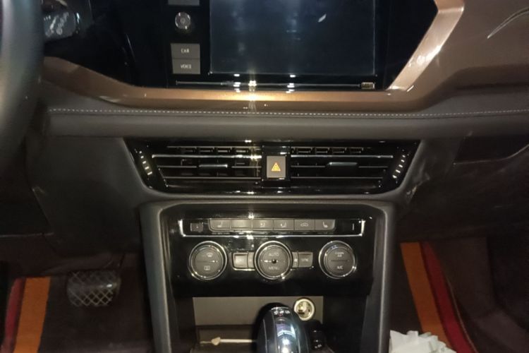 Volkswagen Tharu 2019 #17 Volkswagen Tharu 2019 car image #17