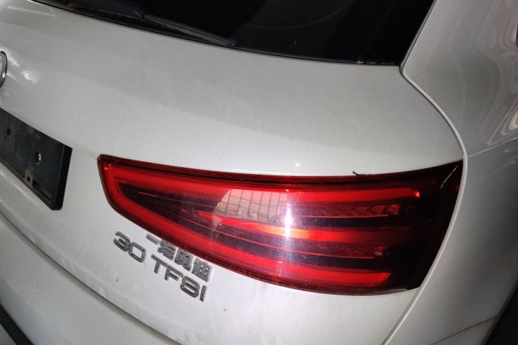 Audi Q3 2015 #8 Audi Q3 2015 car image #8
