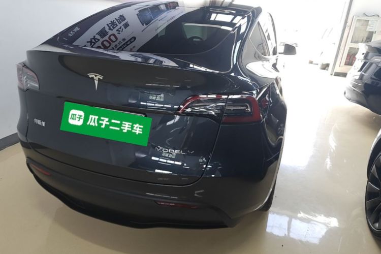 Tesla Model Y 2024 #8 Tesla Model Y 2024 car image #8