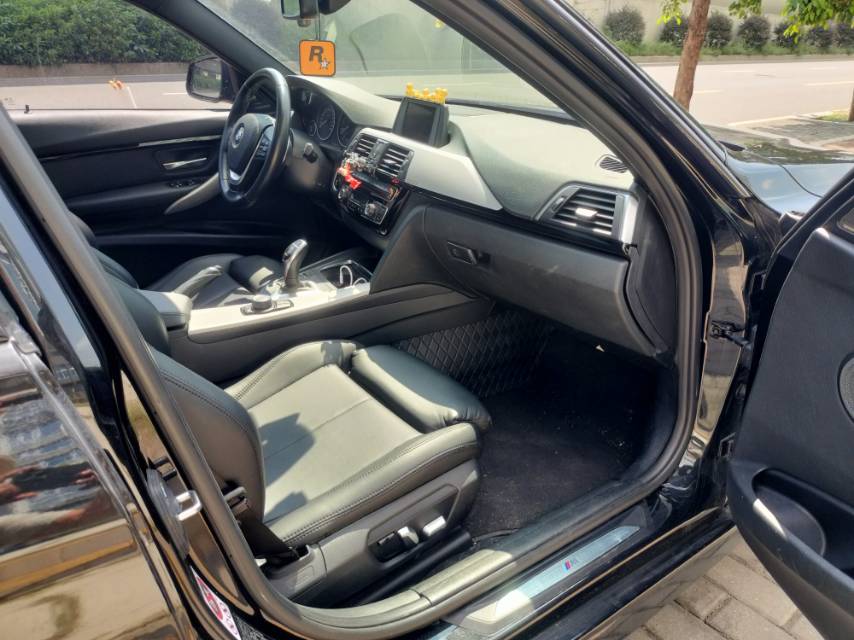 BMW 3 Series 2017 #8 BMW 3 Series 2017 car image #8