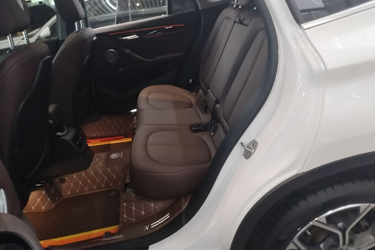 BMW X1 2021 car image #17