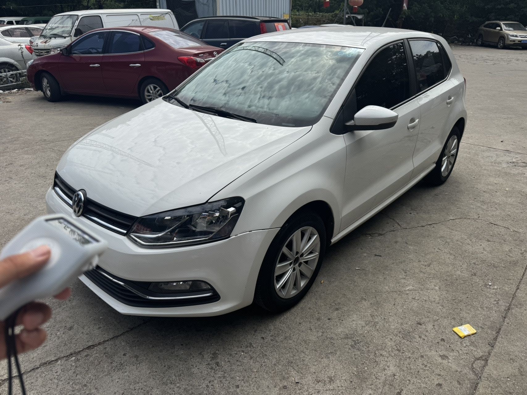 Volkswagen Polo 2015 Volkswagen Polo 2015 car image