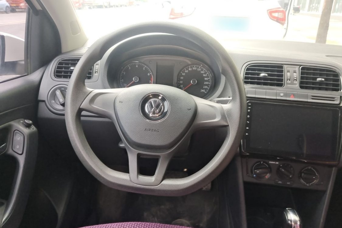 Volkswagen Polo 2016 #22 Volkswagen Polo 2016 car image #22