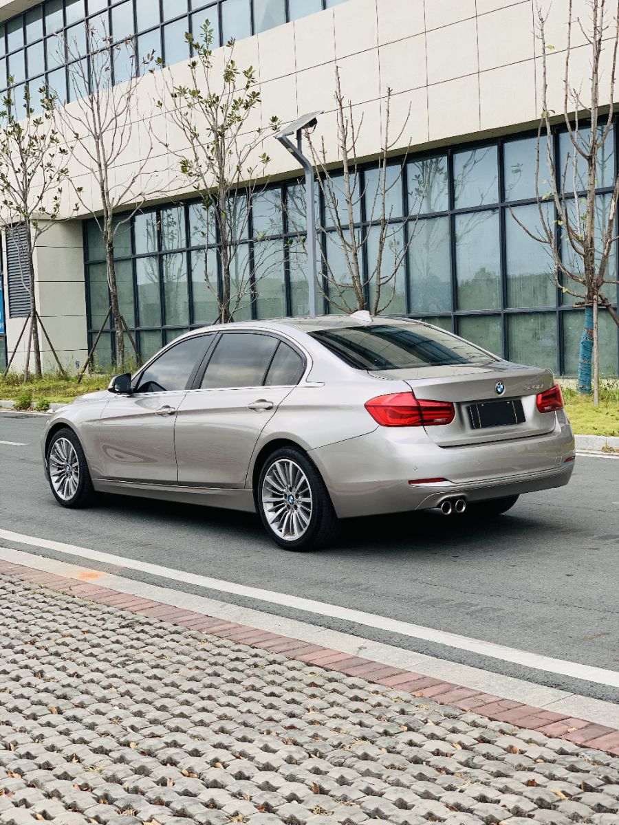 BMW 3 Series 2019 #3 BMW 3 Series 2019 صورة سيارة #3