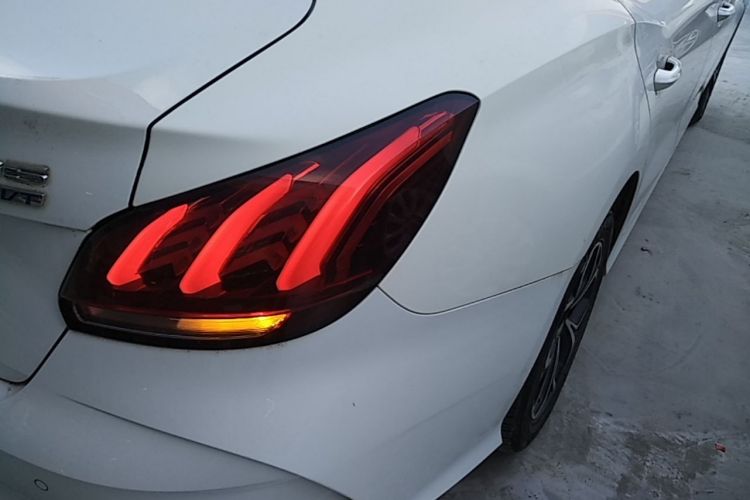 MG 5 2022 immagine di auto #8