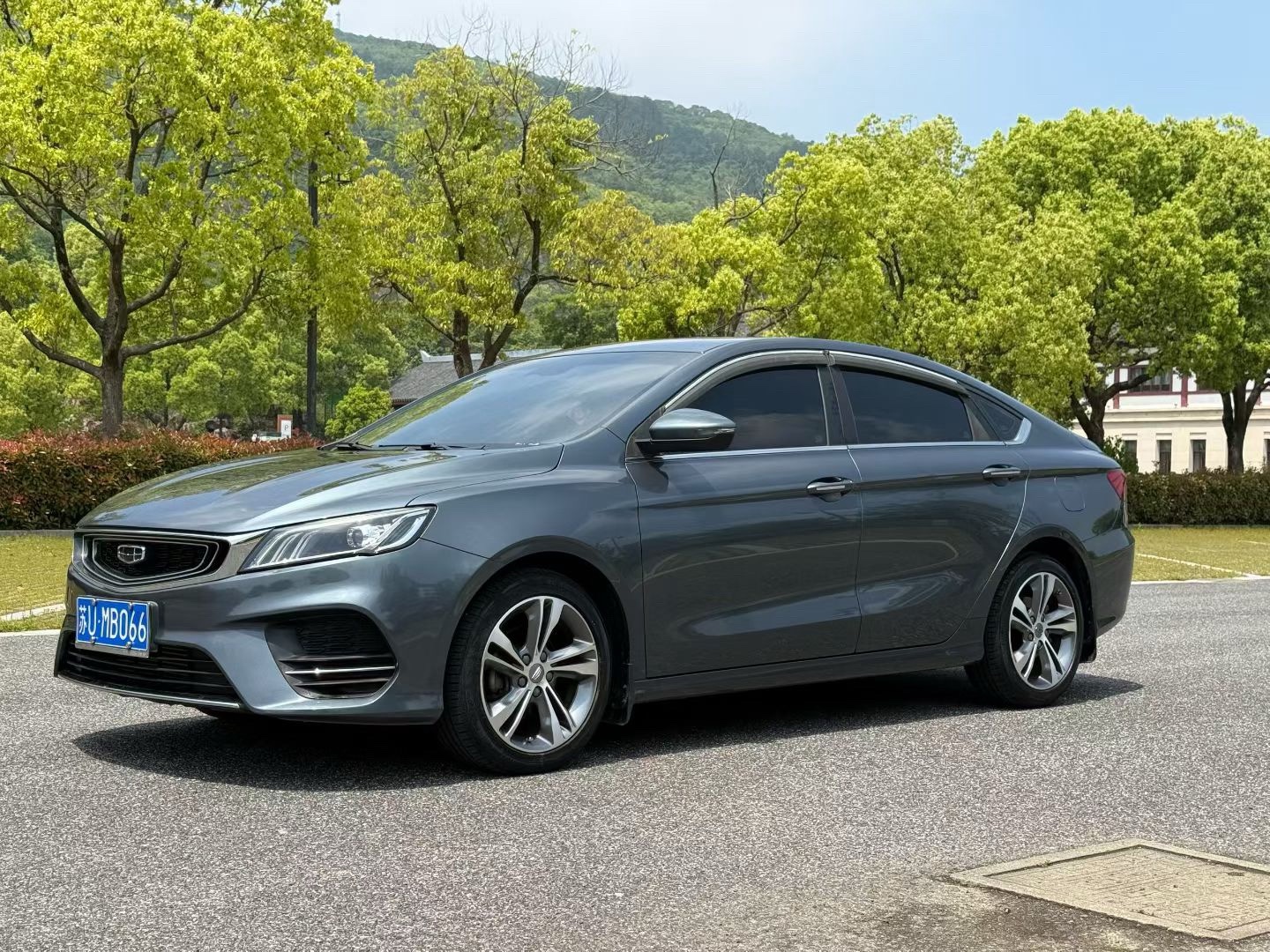 GEELY Binray 2019 car image 