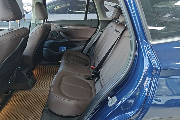 BMW X1 New Energy 2018 car image #17