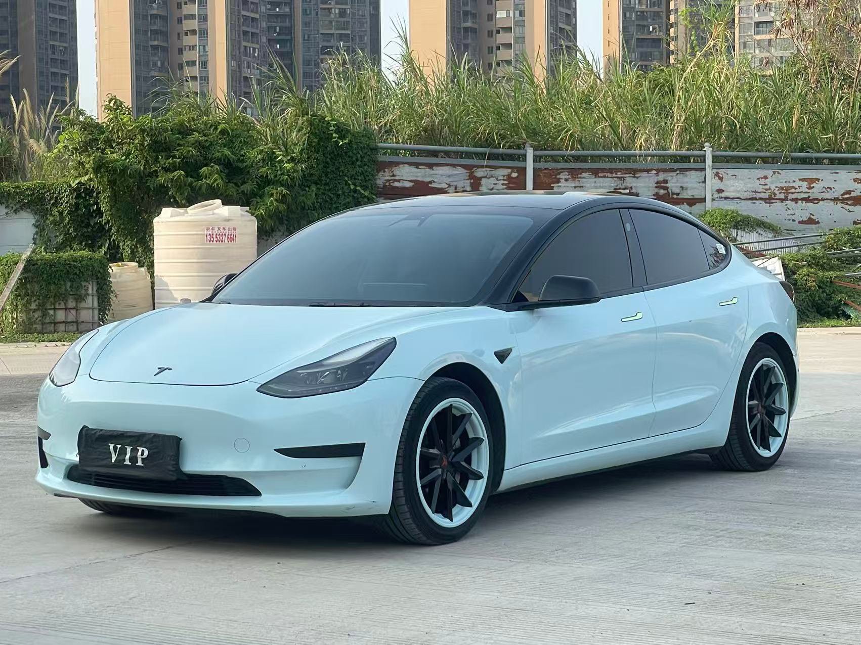 Tesla Model 3 2021 car image 
