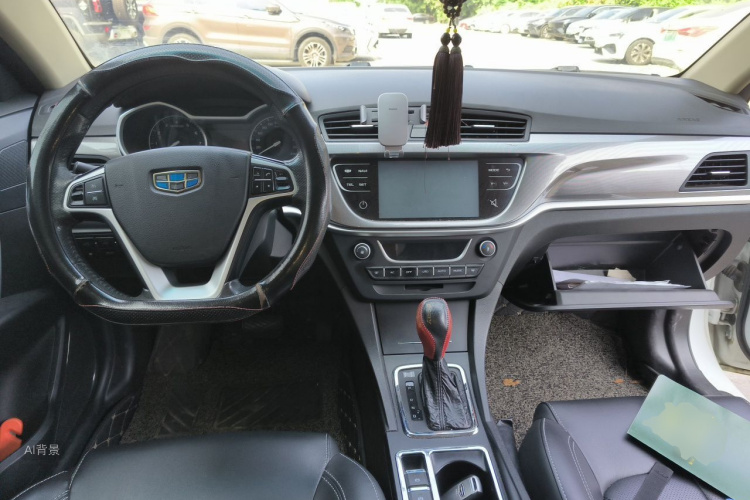 GEELY Emgrand 2017 car image #11
