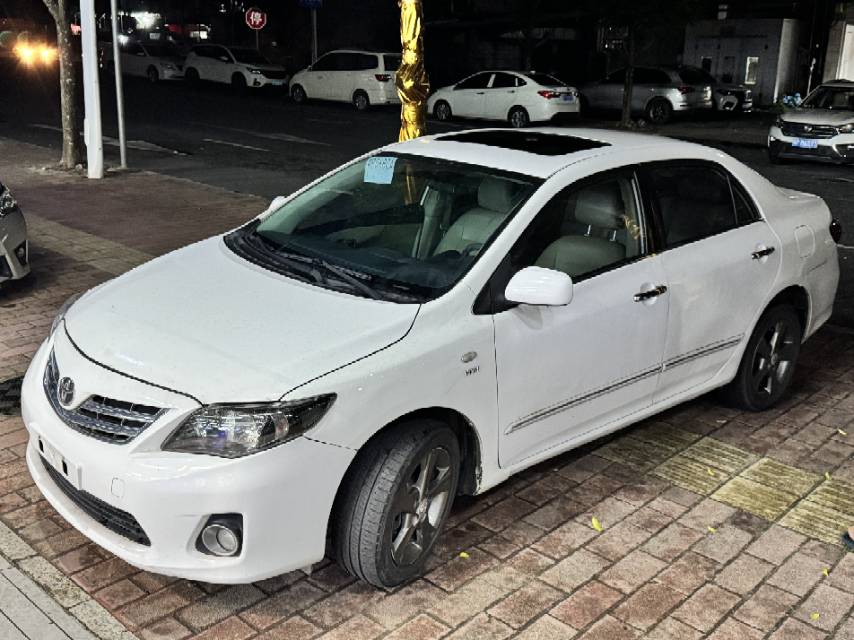 Toyota Corolla 2013 car image 