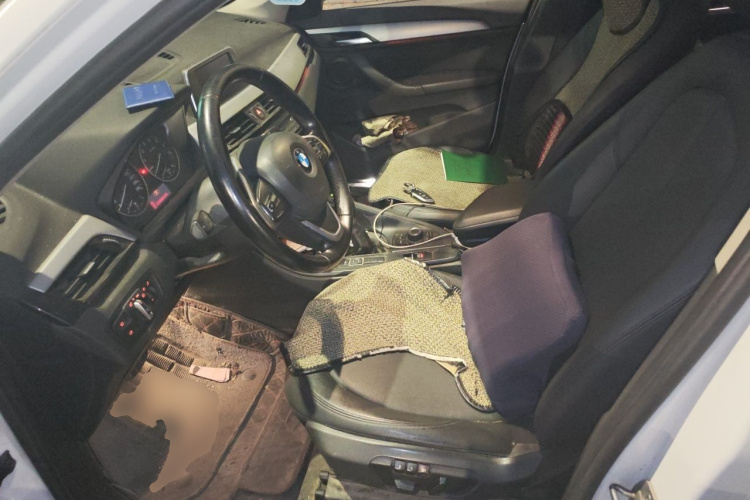 BMW X1 2018 #15 BMW X1 2018 immagine di auto #15