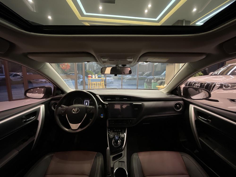 Toyota Corolla 2018 car image #13