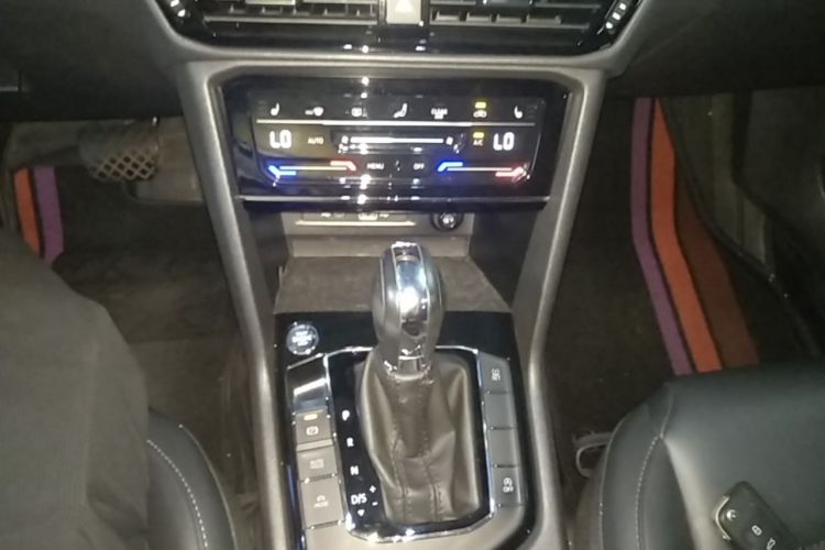 Volkswagen Tharu 2020 #18 Volkswagen Tharu 2020 car image #18