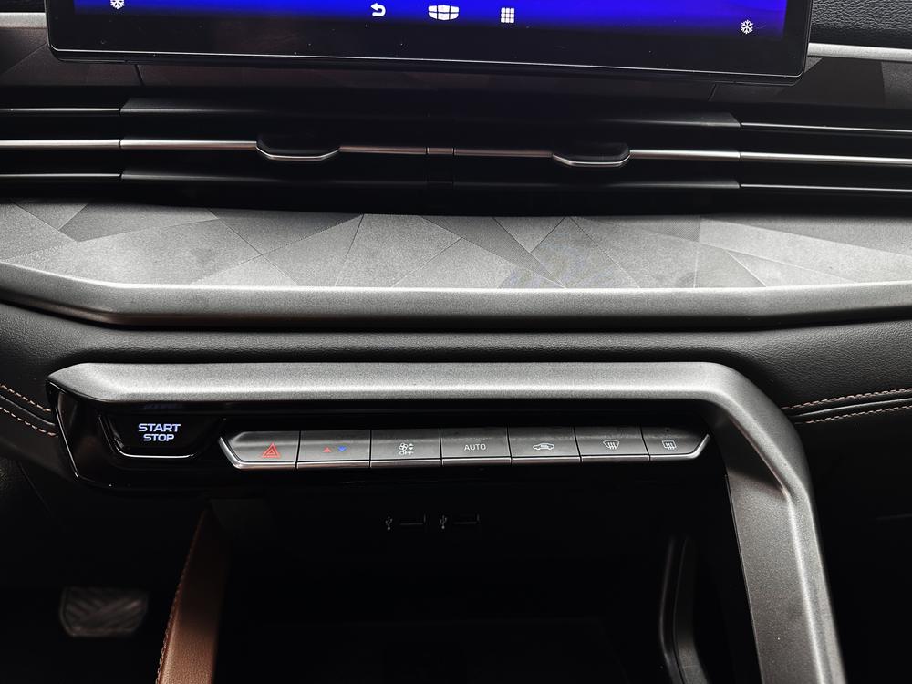 GEELY Vision X6 2021 #13 GEELY Vision X6 2021 изображение автомобиля #13