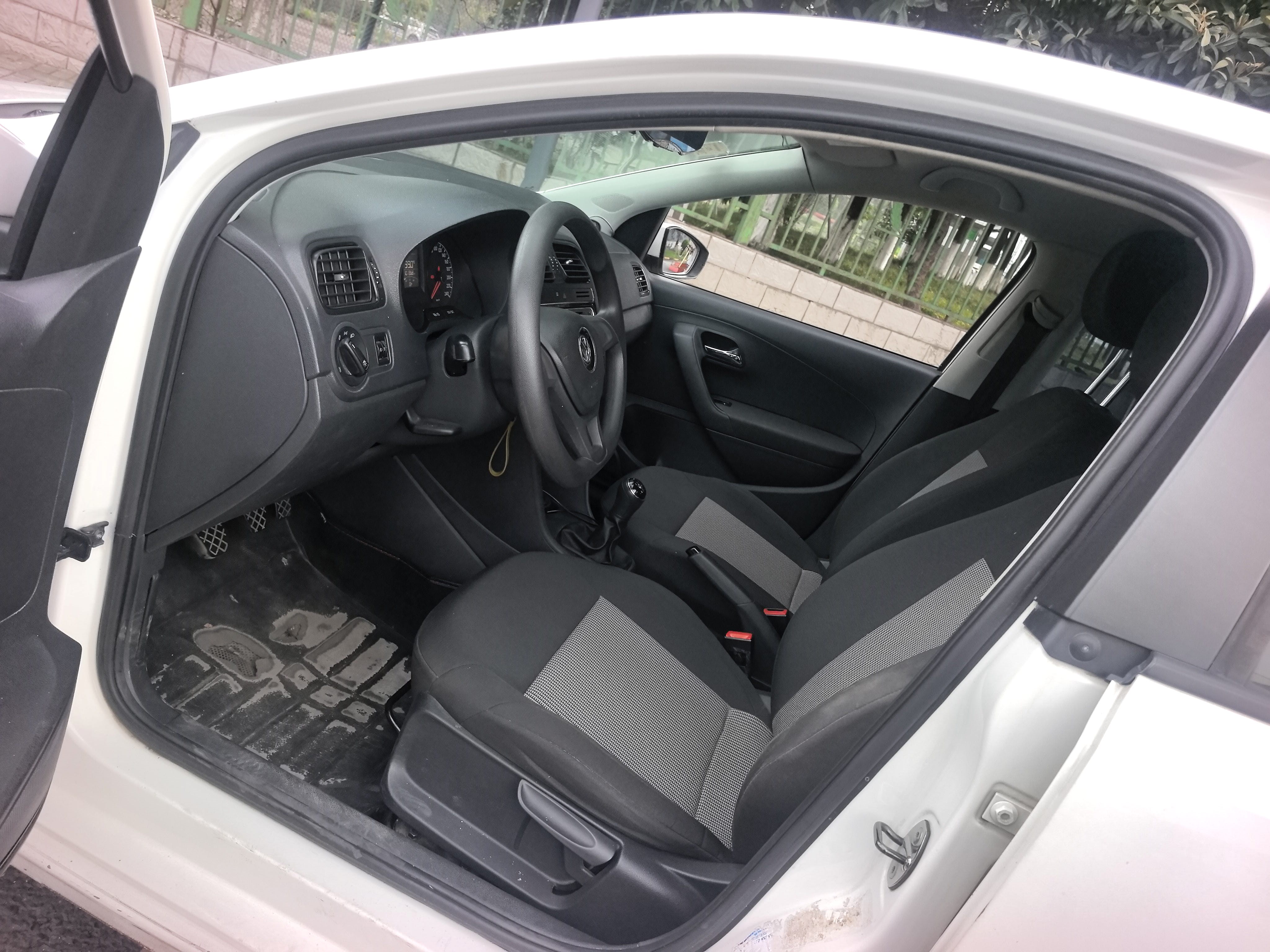 Volkswagen Polo 2014 #4 Volkswagen Polo 2014 صورة سيارة #4
