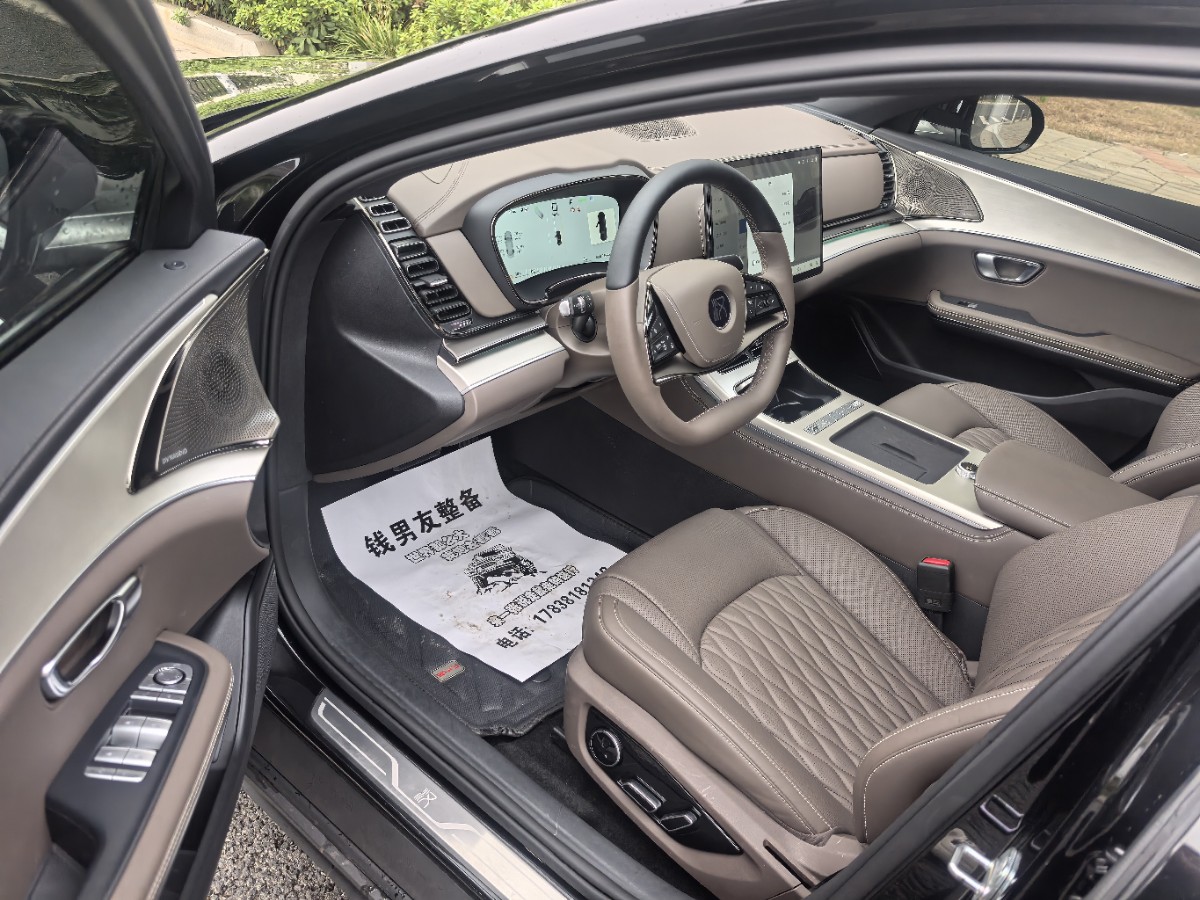 BYD Han 2025 car image #7