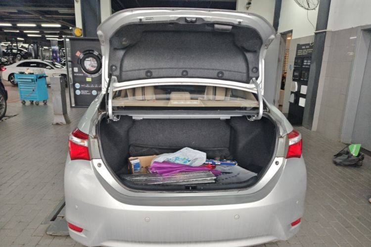 Toyota Corolla 2015 car image #21