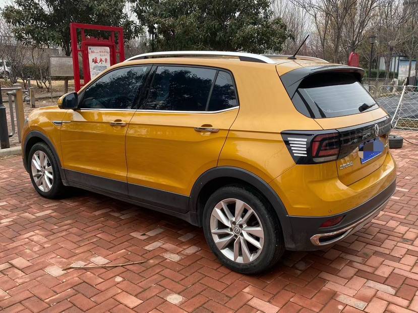 Volkswagen T-Cross 2019 #4 Volkswagen T-Cross 2019 car image #4
