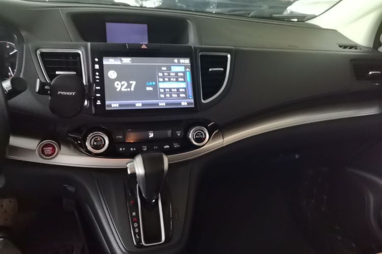 Honda CR-V 2017 #13 Honda CR-V 2017 car image #13