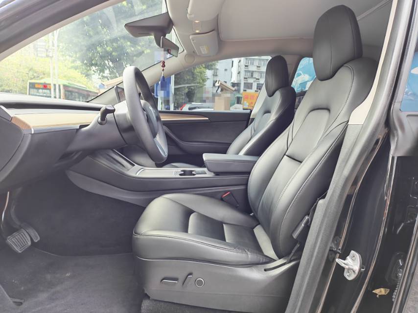 Tesla Model Y 2022 #9 Tesla Model Y 2022 car image #9