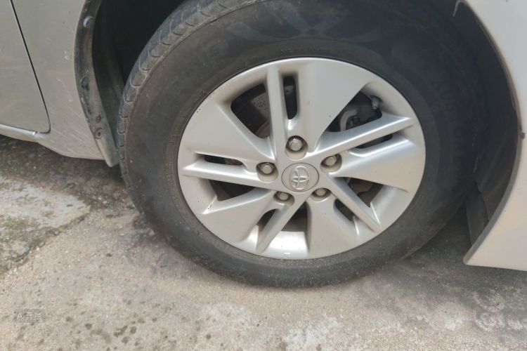 Toyota Corolla 2018 immagine di auto #9