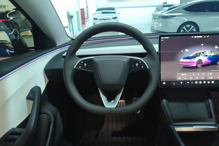 Tesla Model 3 2024 #11 Tesla Model 3 2024 car image #11