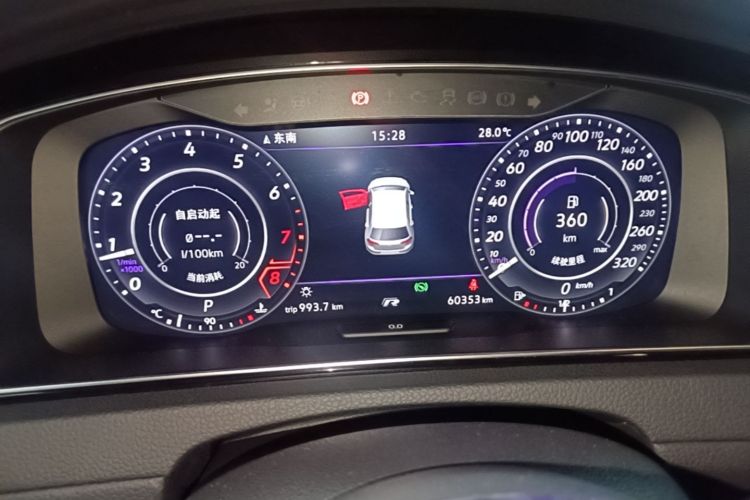 Volkswagen Golf 2020 car image #12