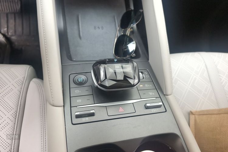 BYD YuanUP 2024 car image #16