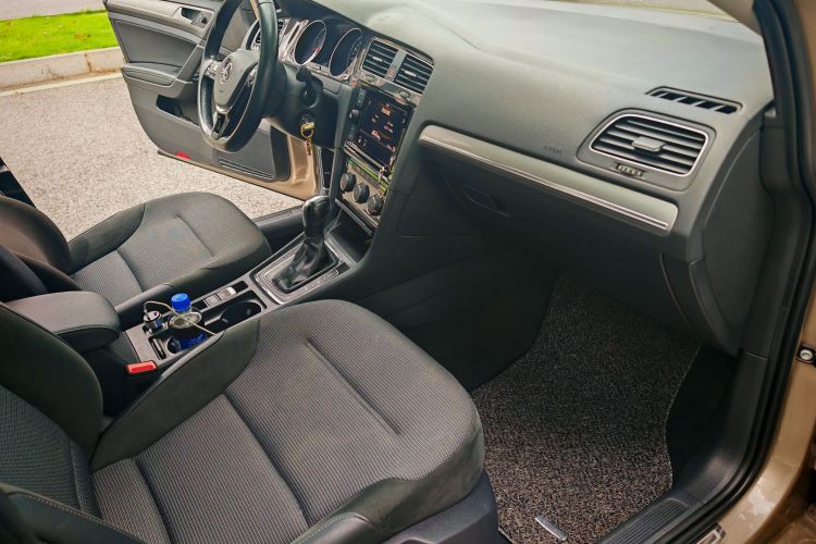 Volkswagen Golf 2019 #12 Volkswagen Golf 2019 car image #12