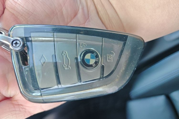 BMW 3 Series 2019 #9 BMW 3 Series 2019 car image #9