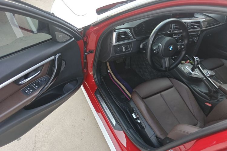 BMW 3 Series 2019 #12 BMW 3 Series 2019 car image #12