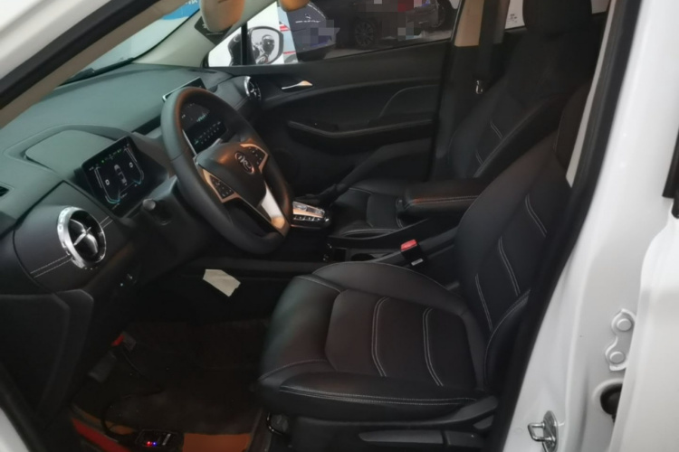 BYD Yuan New Energy 2019 #15 BYD Yuan New Energy 2019 car image #15