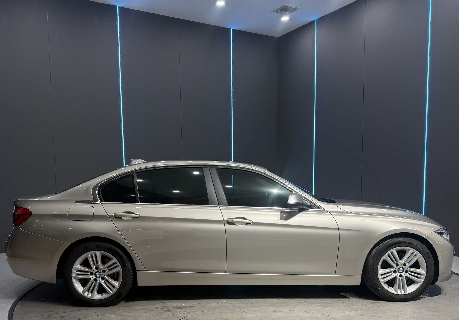 BMW 3 Series 2016 #5 BMW 3 Series 2016 imagen de coche #5