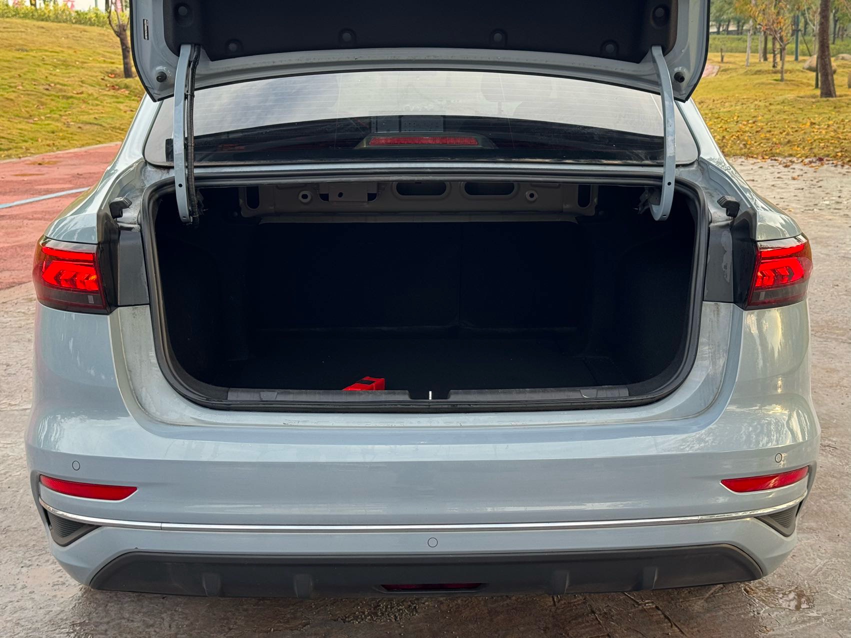 GEELY Emgrand 2025 immagine di auto #11
