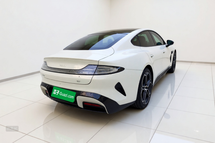 MI SU7 2025 car image #7