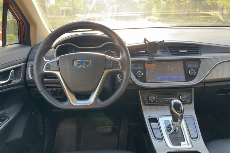 GEELY Emgrand GS 2016 صورة سيارة #15