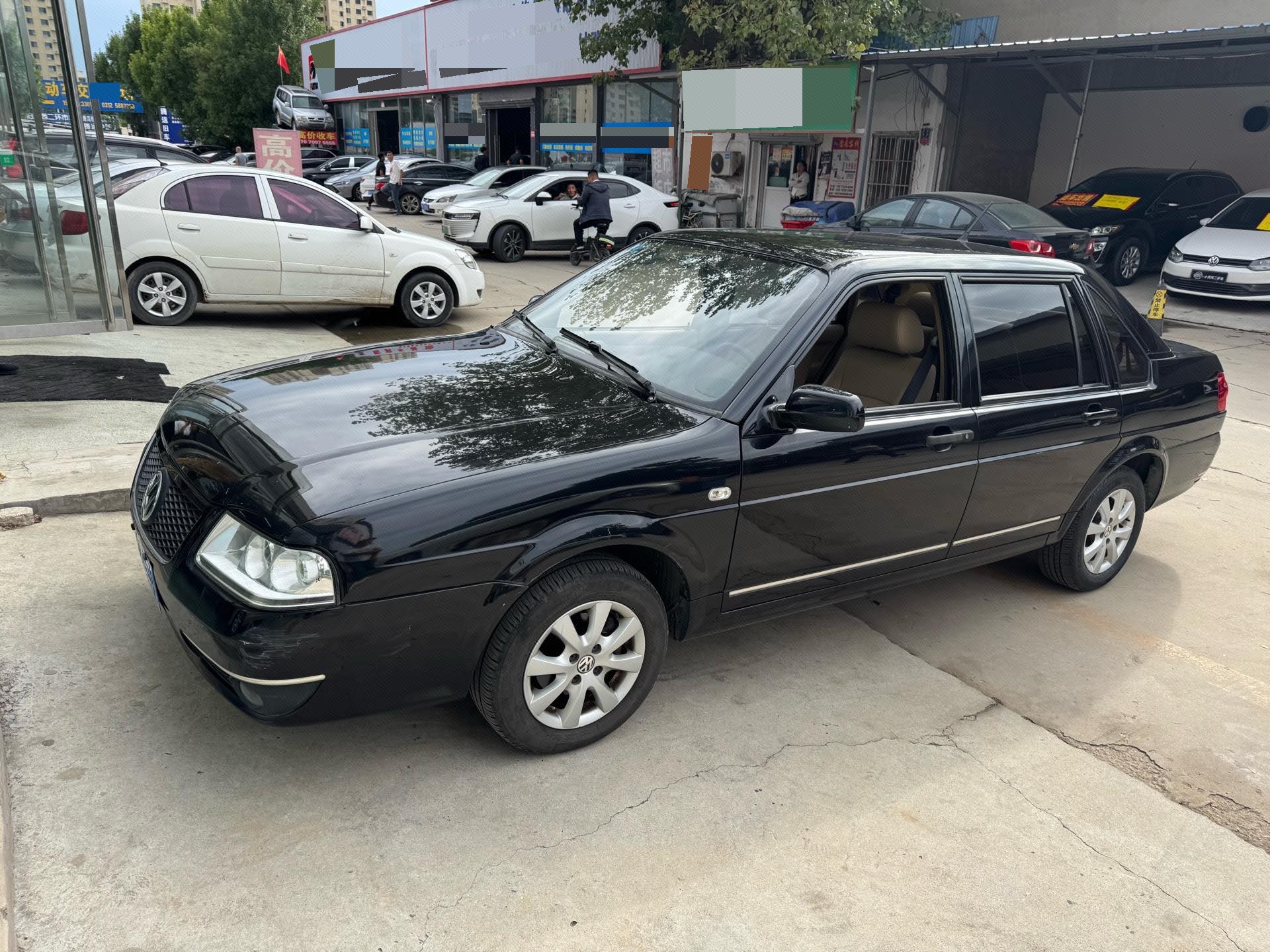2012 2012 car image