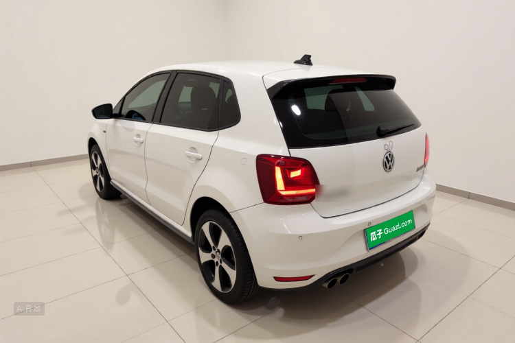 Volkswagen Polo 2016 car image #5