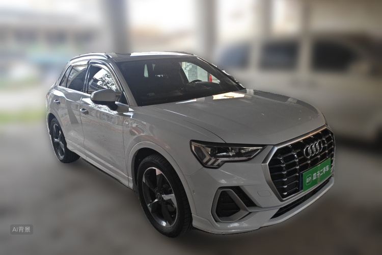 Audi Q3 2021 car image #4