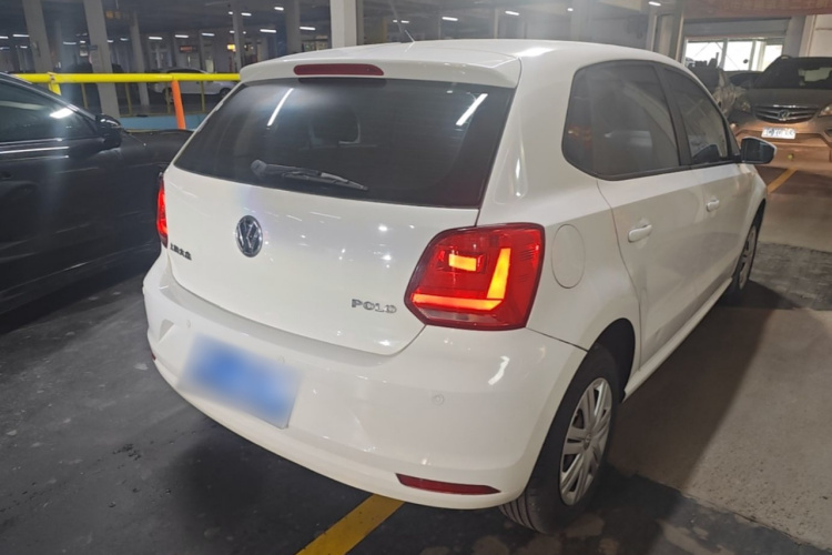 Volkswagen Polo 2015 #7 Volkswagen Polo 2015 car image #7