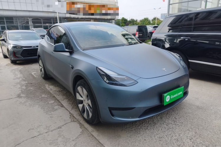 Tesla Model Y 2023 #6 Tesla Model Y 2023 car image #6