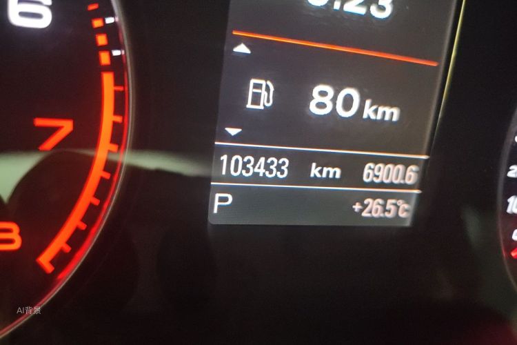 Audi Q3 2016 car image #14