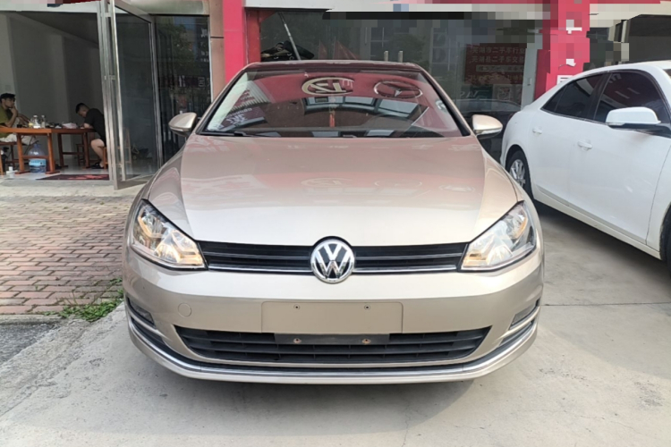 Volkswagen Golf 2016 car image #3