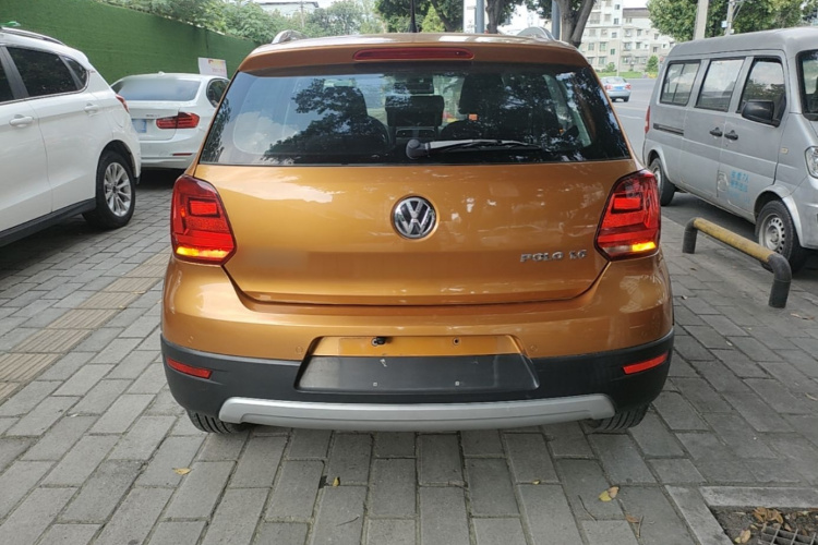 Volkswagen Polo 2015 #6 Volkswagen Polo 2015 car image #6