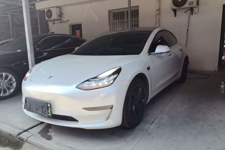 Tesla Model 3 2020 immagine di auto #2