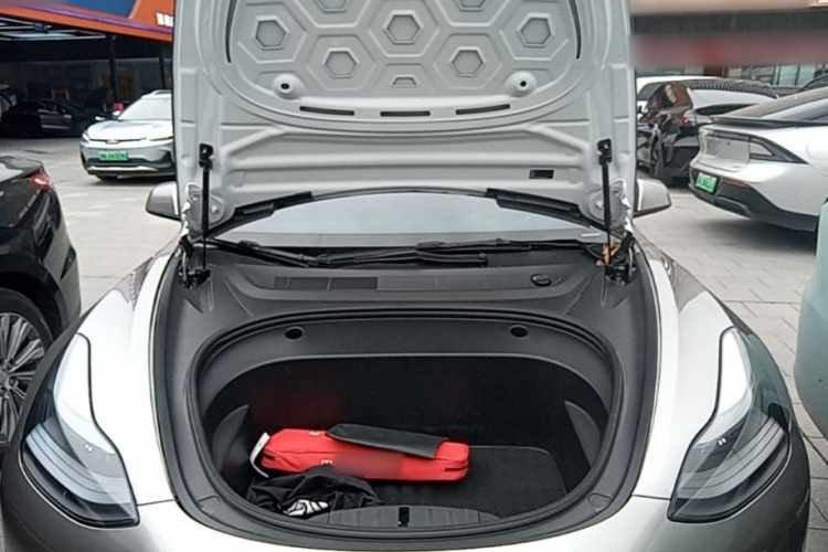 Tesla Model 3 2021 car image #22