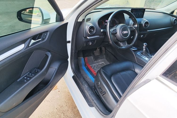 Audi A3 2017 immagine di auto #16