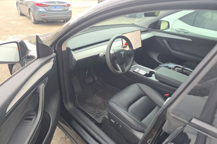 Tesla Model Y 2023 #13 Tesla Model Y 2023 immagine di auto #13