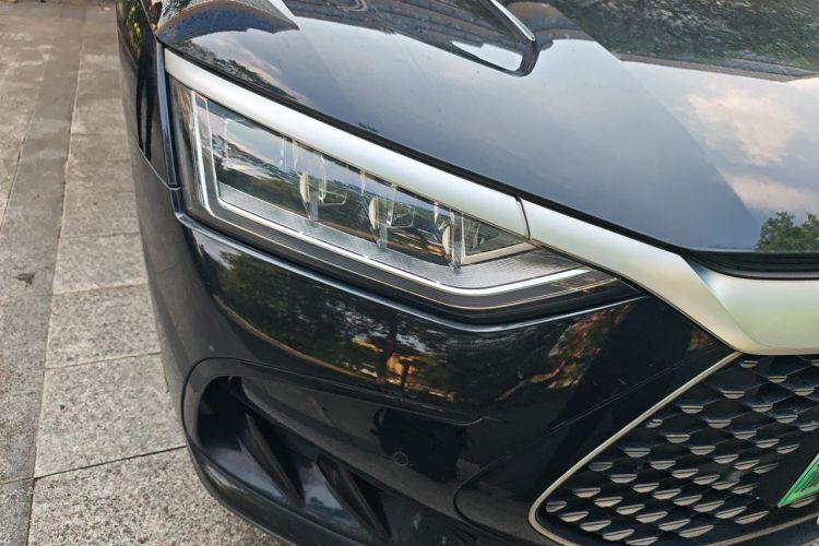 BYD Han 2022 car image #8